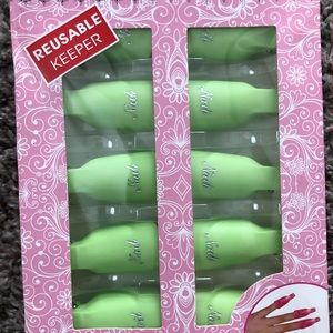 REUSABLE SOAK OFF SHELLAC( gel polish)